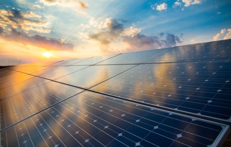 რატომ გაიზარდა მზის ენერგიის კომპანიათა აქციების ფასები