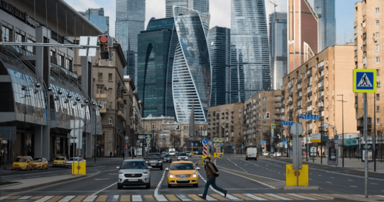 უოლ სტრიტი მოსკოვიდან გამოსვლისთვის იბრძვის, სასწორზე კი მილიარდებია