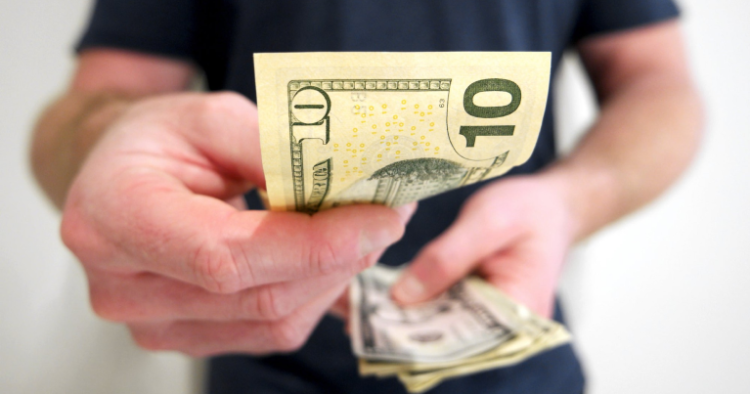 3 შესანიშნავი აქცია, რომელსაც ახლა $10-ზე იაფად შეიძენთ