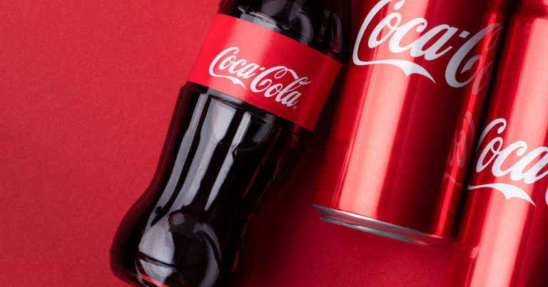 რატომ გაიზარდა Coca-Cola-ს აქციების ფასი ბაზრის ვარდნის ფონზე?