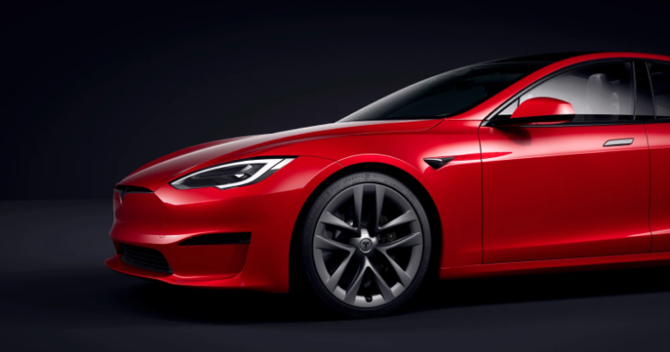 რატომ შემცირდა პარასკევს Tesla-ს აქციების ფასი?