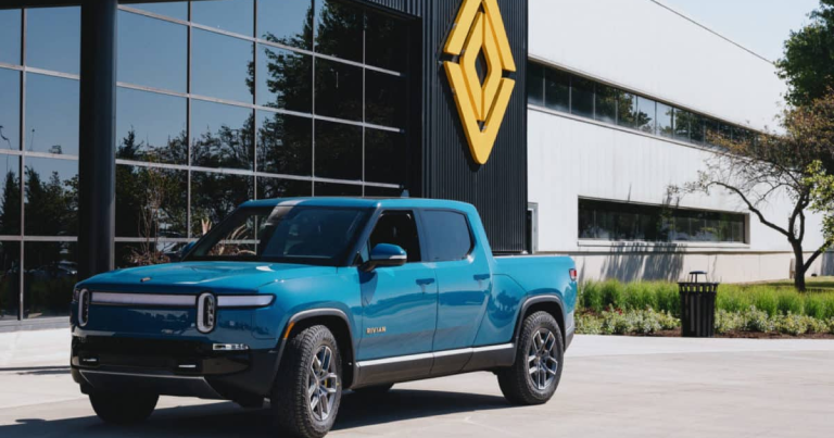 რატომ მიუახლოვდა გუშინ Rivian-ის აქციების ფასი ახალ მინიმუმს?