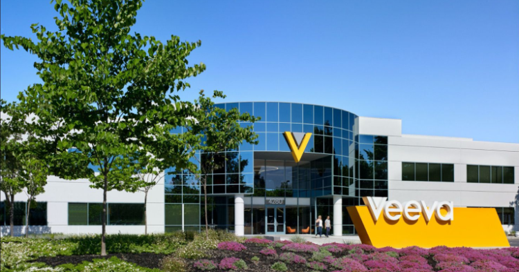 რატომ შემცირდა გუშინ Veeva Systems-ის აქციების ფასი?