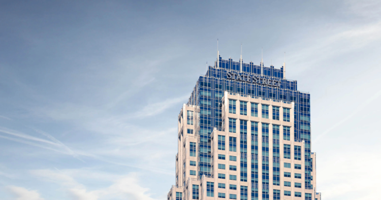 რატომ შემცირდა გუშინ State Street-ის აქციების ფასი?