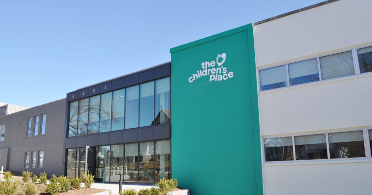 რატომ შემცირდა გუშინ The Children’s Place-ის აქციების ფასი?