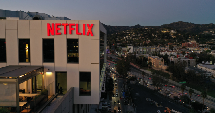 Netflix-ის სტრატეგიული ცვლილებები, რომლებიც ინვესტორებმა უნდა გაითვალისწინონ