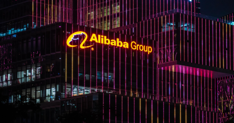 რატომ შემცირდა 2023 წელს Alibaba-ს აქციების ფასი 12%-ით?