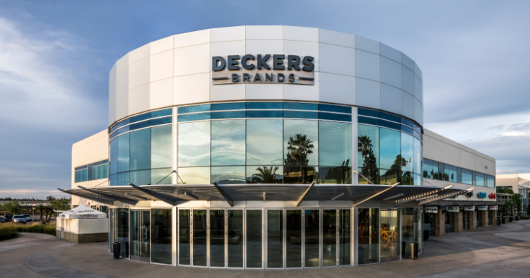 Deckers Outdoor-ის აქციების ფასმა ისტორიულ მაქსიმუმს მიაღწია